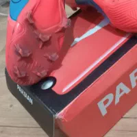 استک فوتبالی|کیف، کفش، کمربند|ری, جوانمرد قصاب|دیوار