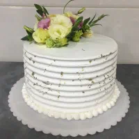 جذب خانم میانسال برای کار در قنادی