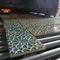 کاشی و سرامیک دست ساز