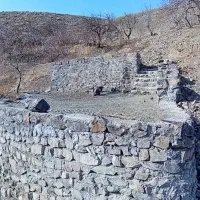 باغ-در-خور-بالا-در-منطقه-تیغه-سفید