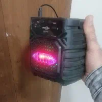 اسپیکر بلوتوثی فلاشخور