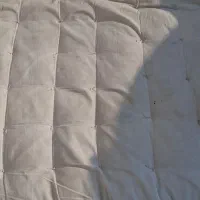 تشک تمیز و در حد نو|رختخواب، بالش، پتو|خمینیشهر, |دیوار