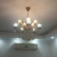 لوستر. برنجی همراه با لاله ولامپ