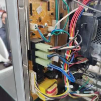 استخدام تعمیرکار حرفه ای لوازم خانگی
