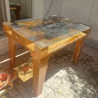 میز تک و قاب چوبی