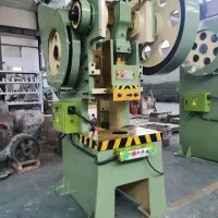 استخدام اپراتور دستگاه پرس و CNC (تمام وقت)