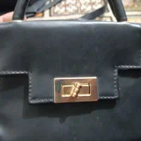 دوتاکیف|کیف، کفش، کمربند|قم, سرحوض|دیوار