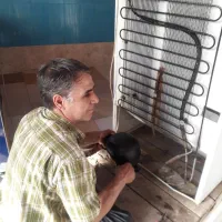 تعمیرتعمیرات حرفه ای یخچال سرویس کار صنعتی ویترینی|خدمات پیشه و مهارت|تهران, منیریه|دیوار