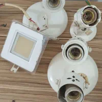 چراغ های توکار و پنل سقفی نیاز به تعمیر