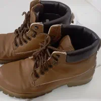 کفش نیم بوت