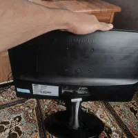 مانیتور در حد نو همراه با یک عدد موس|قطعات و لوازم جانبی رایانه|تهران, علم و صنعت|دیوار