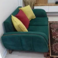 مبل سه نفره درحدنو .