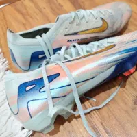 استوک کفش ورزشی