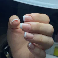 خدمات کاشت و ترمیم ناخن 300|خدمات آرایشگری و زیبایی|اصفهان, مهرآباد|دیوار