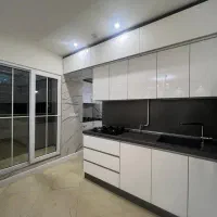 آپارتمان تکواحدی۱۲۶ متری ۳ خواب کلید نخورده