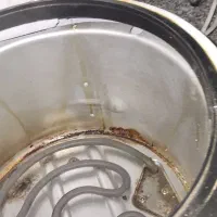 سرخ کن خارجی بدپن ظرف داخلش همینجورم قابل استفادست