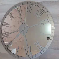 ساعت دیواری