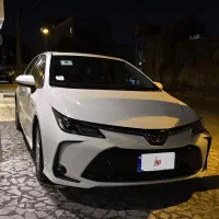 تویوتا کرولا هیبرید فول 1800