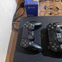 ps4 slim 1tb به همراه یک دسته اصلی اضافه|کنسول، بازی ویدئویی و آنلاین|خمام, |دیوار