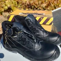 کفش ایمنی سایز ۴۲