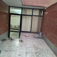 اپارتمان ۲خواب همکف حیاط دار درب مجزا
