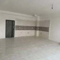 واحد ۱۰۵متری  نوساز خام کلید نخورده خ قدیمی