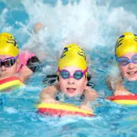 آموزش تخصصی و تضمینی شنا بانوان با مربی مجرب