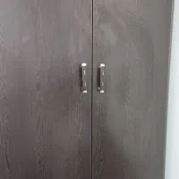 کمد لباس دارای دو کشو