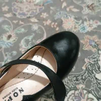 کفش و لباس بچگانه