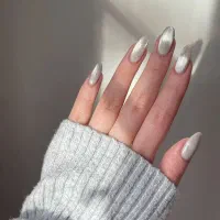 ناخن هاتو یلدایی کن فقط با۲۲۰ تومن|خدمات آرایشگری و زیبایی|مشهد, شهید معقول|دیوار