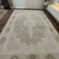 فرش ۹متری ۱۲۰۰شانه طلاکوب گل برجسته