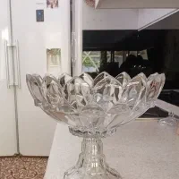 تعدادی وسایل منزل،ظروف شیشه ای،چینی،سینی و قابلمه