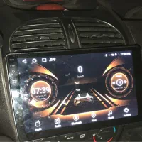 مانیتور تمام لمسی