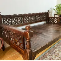 تخت سنتی نراد