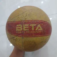 توپ والیبال