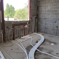 جذب نیرو برای لوله کشی ساختمان