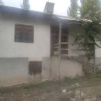 خانه قدیمی با امتیاز آب برق گاز