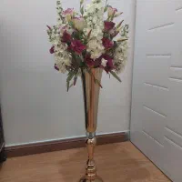 گل و گلدان