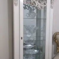 بوفه تاج دار