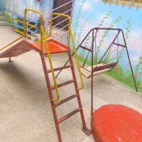 تاب و سرسره آهنی|اسباببازی|رشت, نخودچر|دیوار