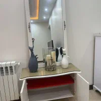 آینه و کنسول