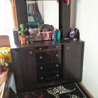 دوعددفرش ۶متری یک عددتخت یکنفره با تشک ومیز ارایش|فرش|رویان, |دیوار