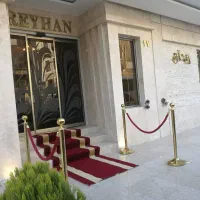 استخدام پذیرش شب