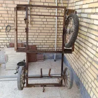 گاری چهار چرخ