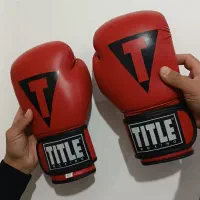 دو جفت دستکش بوکس چرم درجه ۱ نو آکبند و باند۵متری