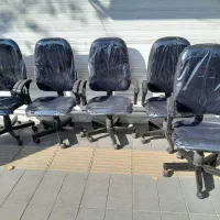 صندلی گردون معمولی تمیز وسالم در حد نو ۵ عدد