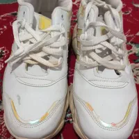 کفش اسپورت سایز ۴۰