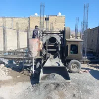 بتون ریزی با خلاطه  آتش سخن . فنداسیون سقف میگر