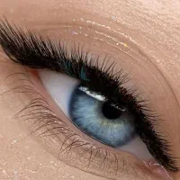 اکستنشن و لیفت مژه ـ اموزش و خدمات