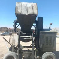 بتن ریزی ماله برقی و خلاطه|خدمات پیشه و مهارت|اصفهان, مهدیه|دیوار